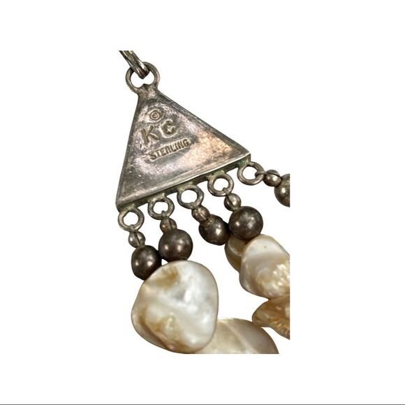 • Mother of Pearl Five Strand Necklace • - Picture 9 of 13